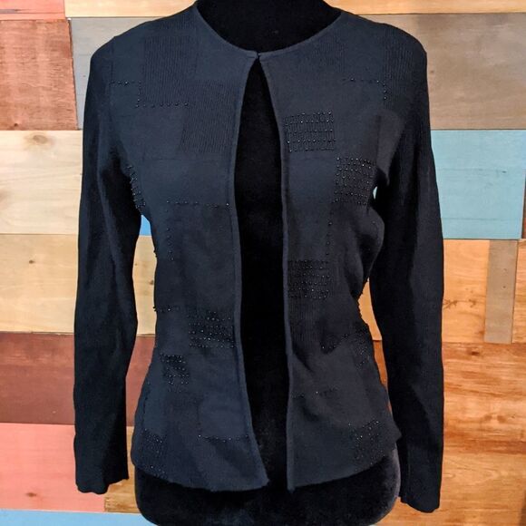 💜5/$25 SMALL black beaded cardigan - Picture 1 of 5